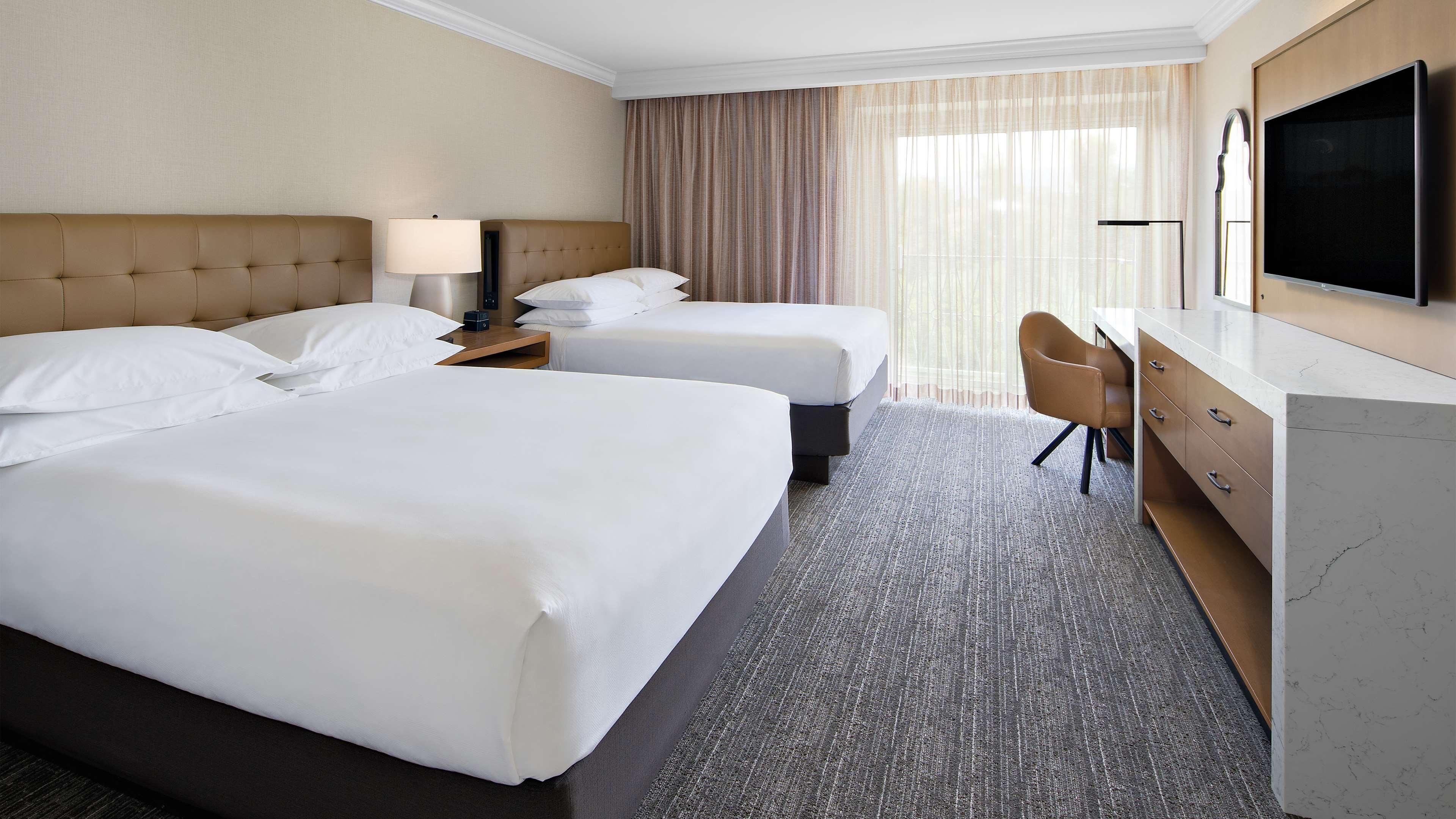 Hotel Hyatt Regency Valencia- Magic Mountain Esterno foto