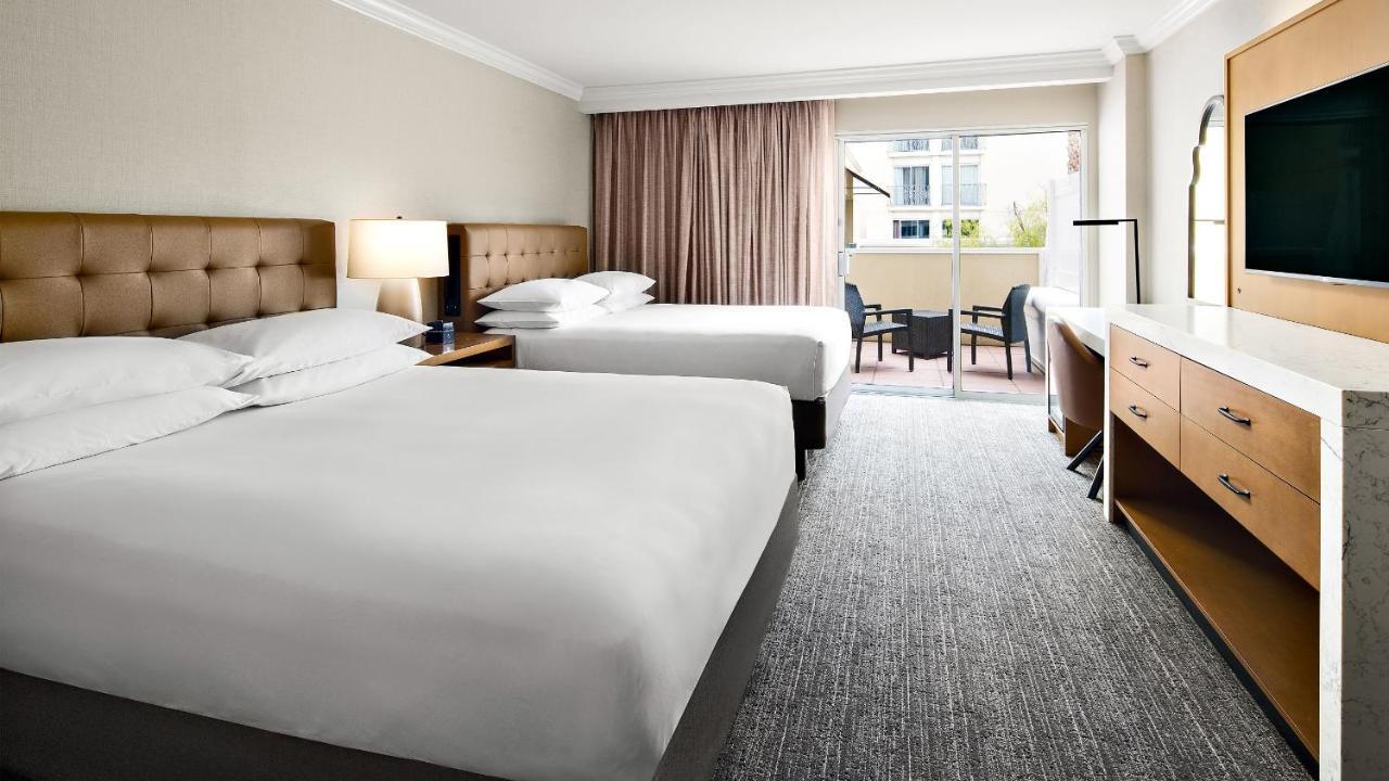 Hotel Hyatt Regency Valencia- Magic Mountain Esterno foto